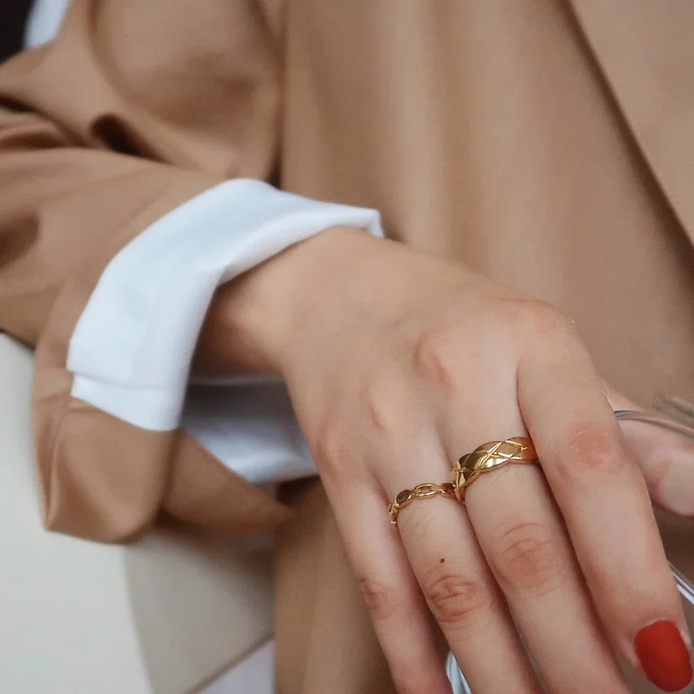 NEW 18K Gold Plated Link Chain Ring a